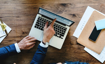 Plant-based singles meeting in a city